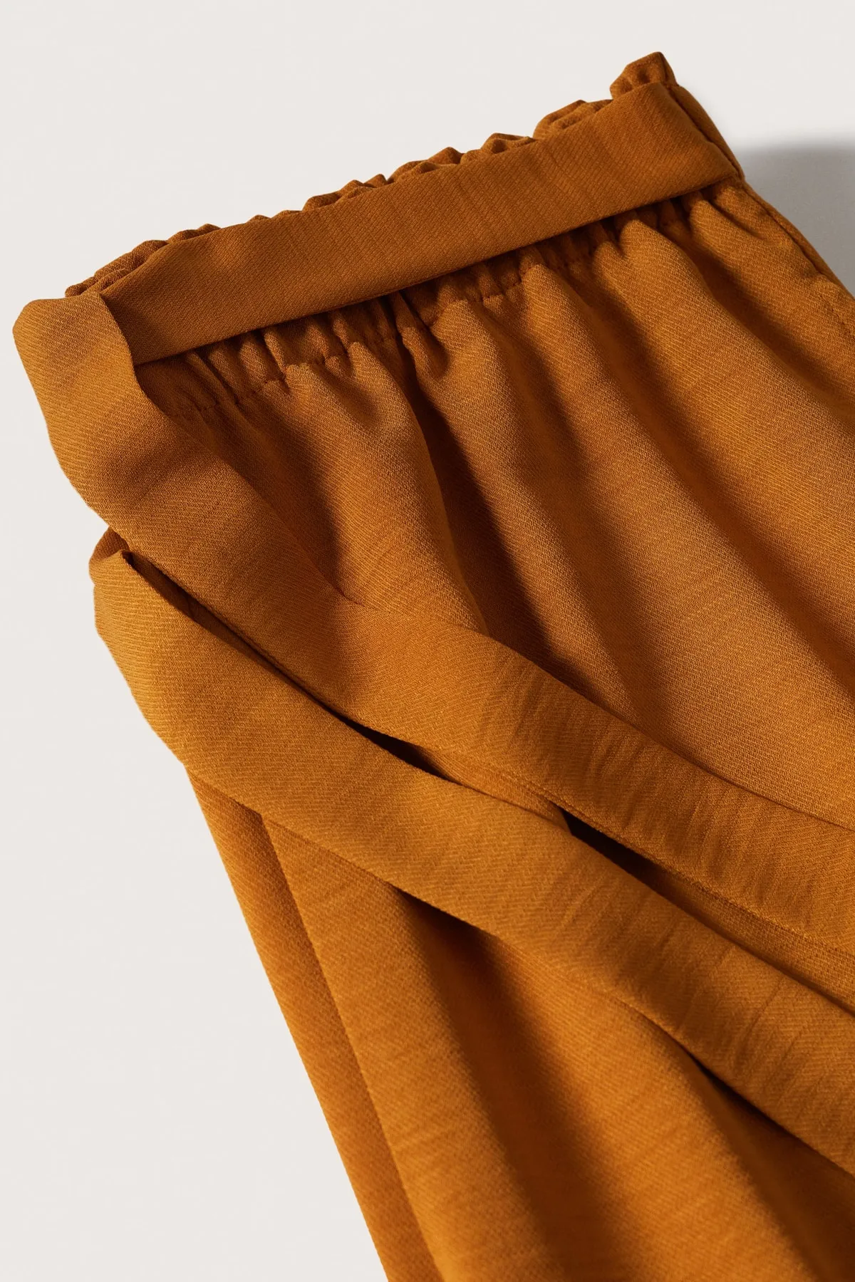 MANGO  Gelbe Damenhose 27018631