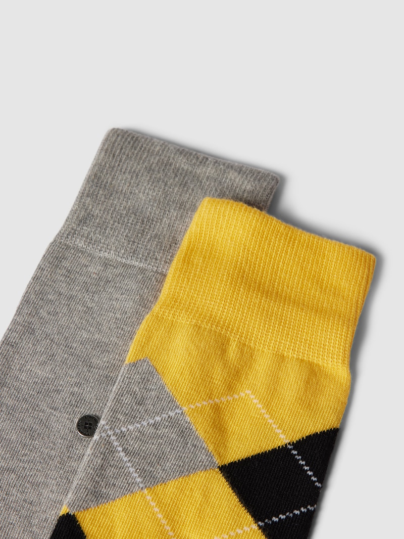 Socken mit Label-Applikation im 2er-Pack in dunkelgelb meliert