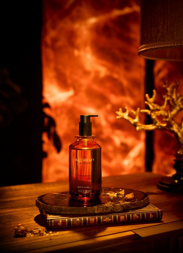 Rituals The Alchemy Collection roku mazgāšanas līdzeklis - ierobežota izlaiduma roku ziepes