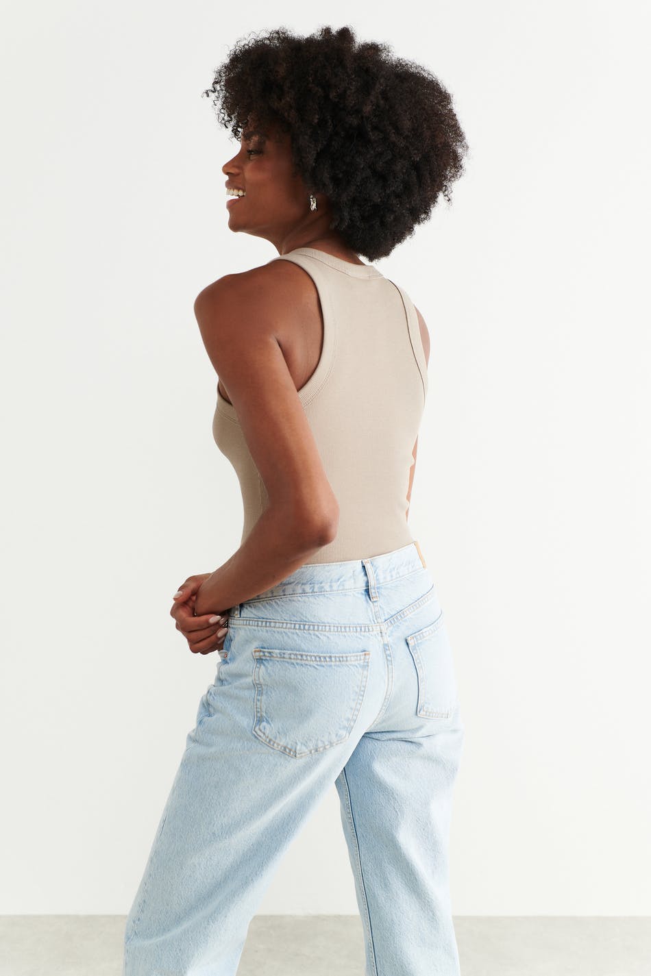 Basic rib tank