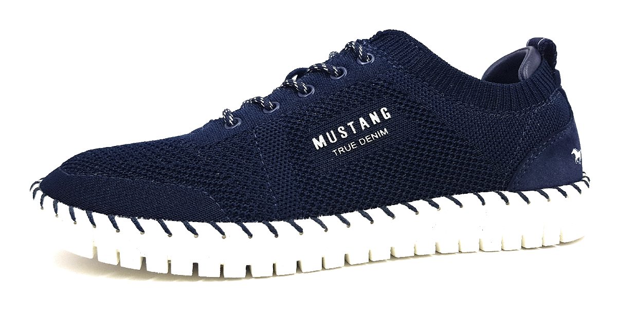 Mustang 1379301 Blau 800 blau