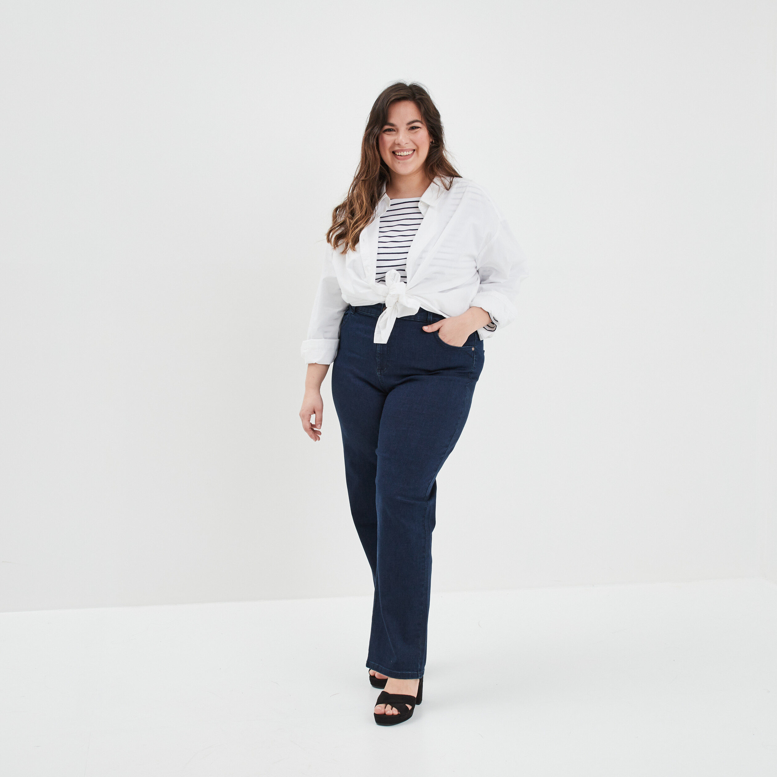 Jeans flare taille haute 7 8ème 5 poches bleu femme grande taille | La Halle