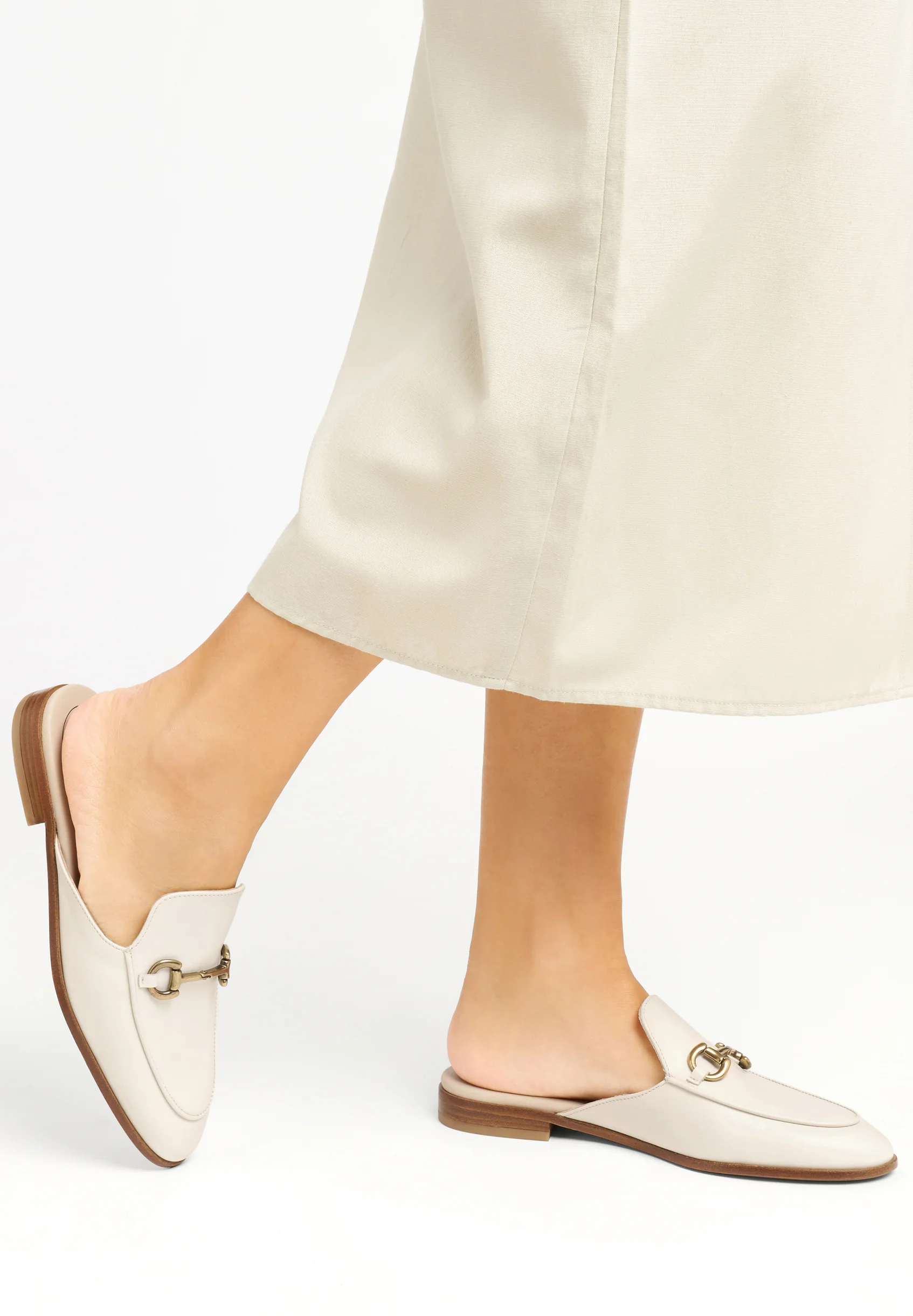 Zapatos para mujer CON DETALLE DE CIERRE - Pantuflas