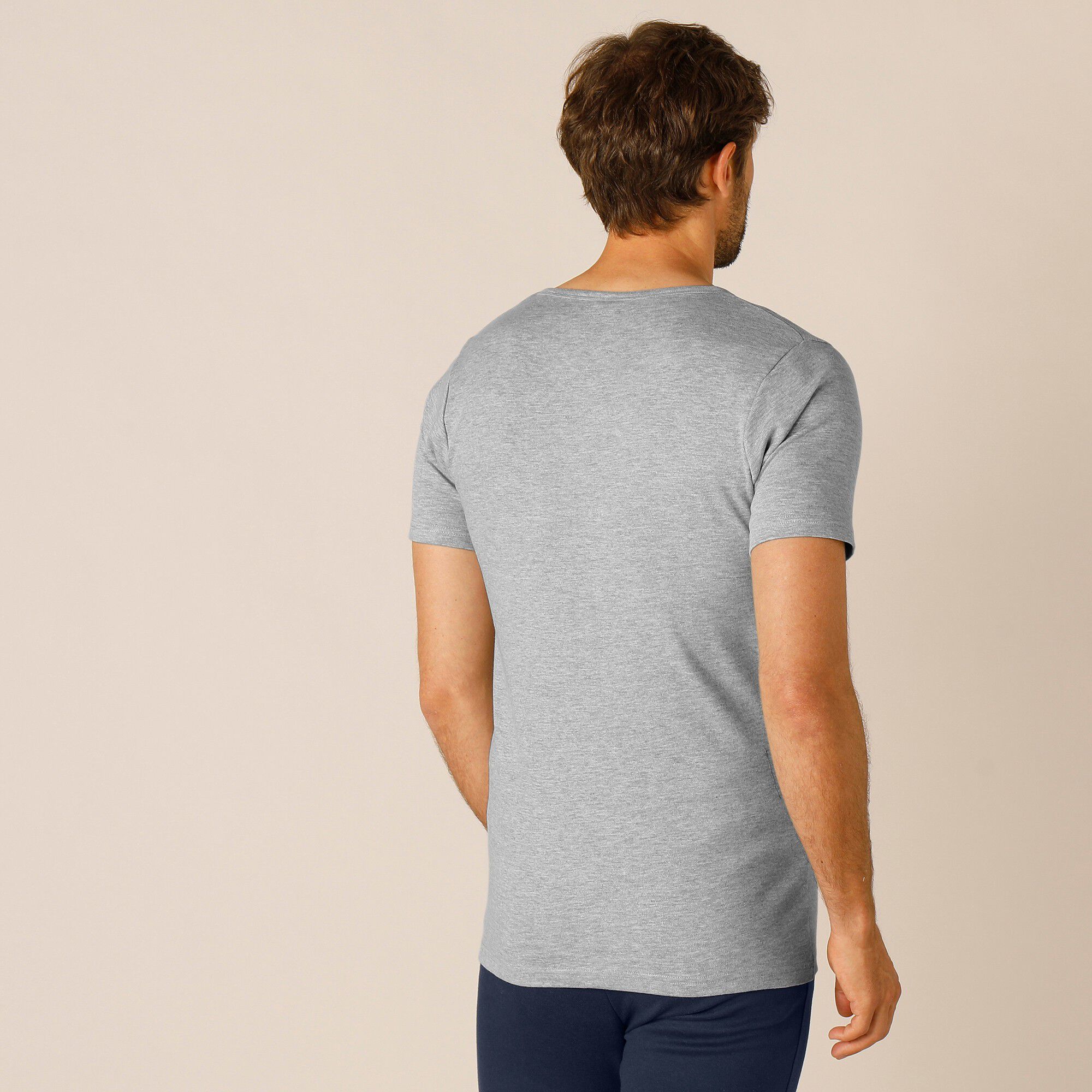 Tee-shirt sous-vêtement homme col V manches courtes coton