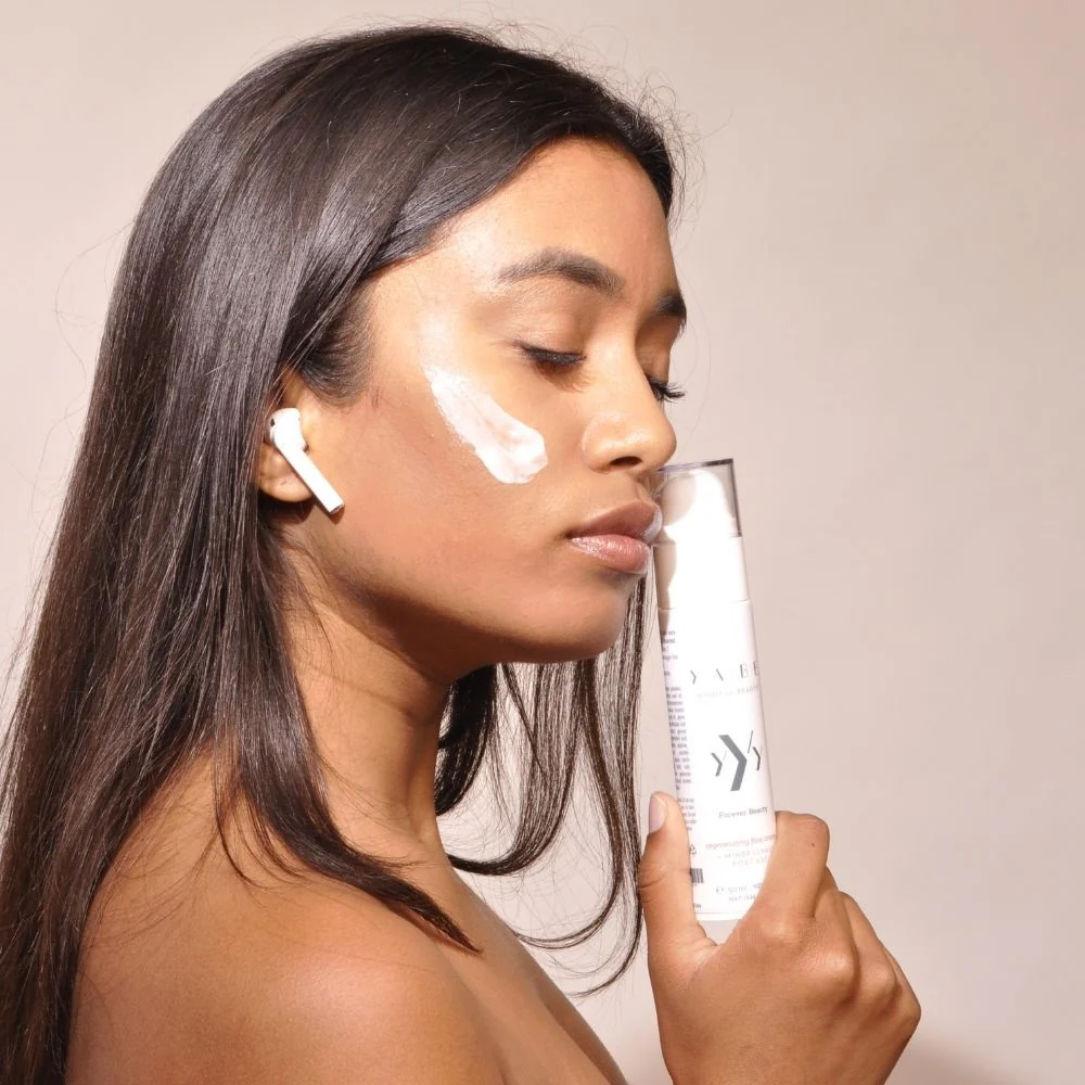 YYY Face – Forever Beauty Regenerierende Gesichtscreme – 24-Stunden-Feuchtigkeitspflege, Regenerierende Behandlung