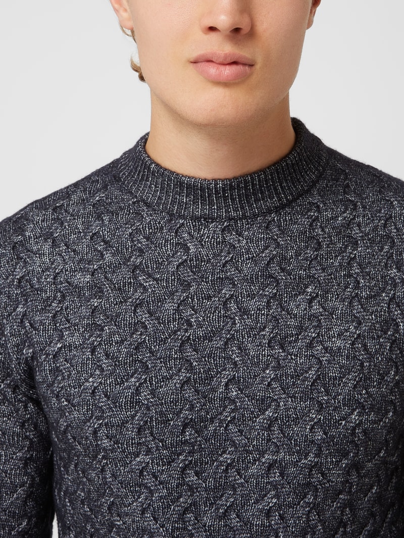 Pullover mit Zopfmuster in marineblau