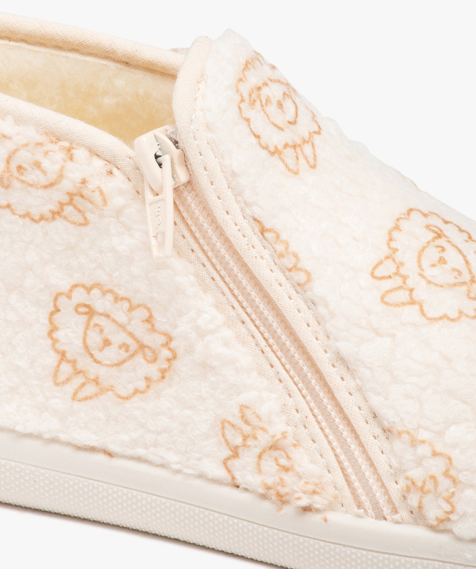Chaussons fille bottillons imprimés dessus imitation mouton beige | GEMO