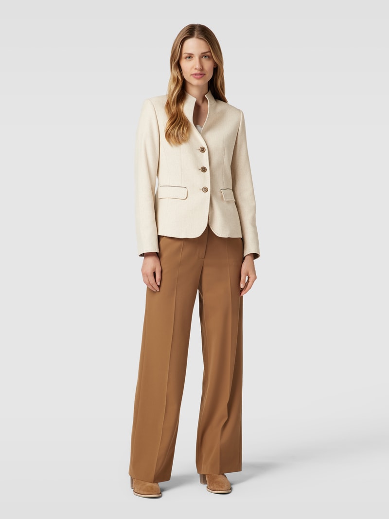 Blazer mit Pattentaschen in ecru