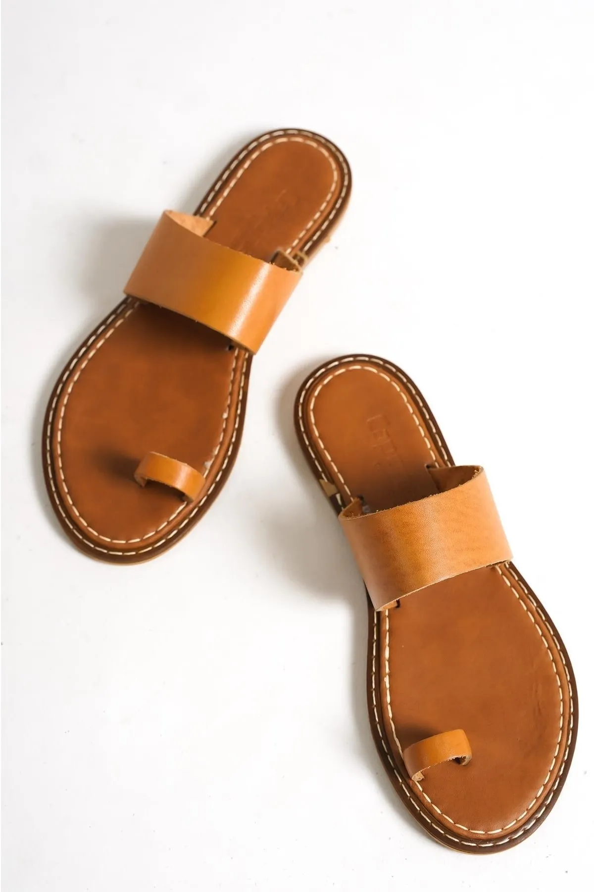 Capone Outfitters  Pantolette - Braun - Flacher Absatz
