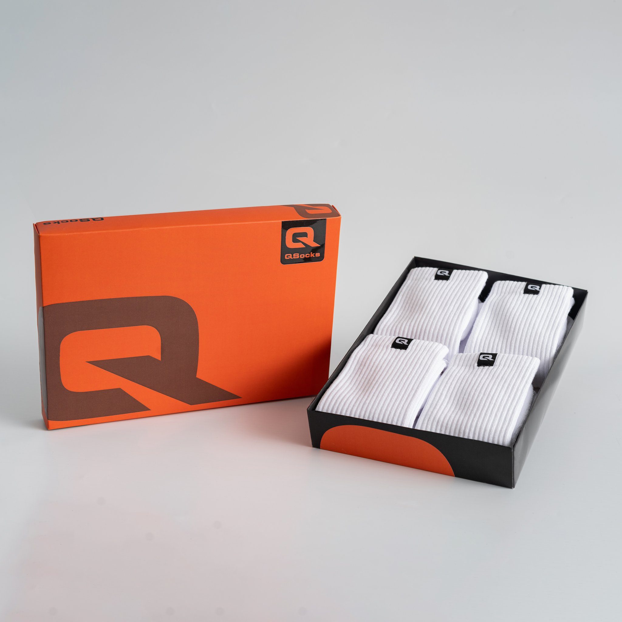 QSOCKS Tennissocken Crew Laufsocken Sportsocken Spezielle Polsterung, für Damen & Herren (Packung, 4 Paar) Qualität Socken