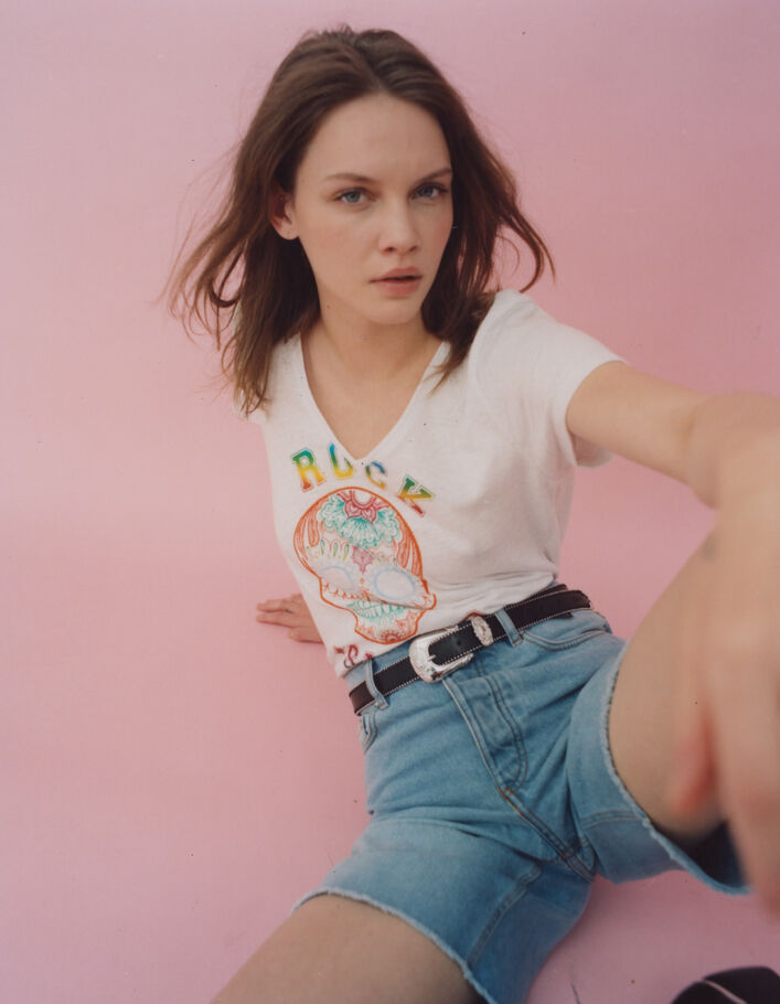 Tee-shirt blanc visuel tête de mort métalisé et broderies femme