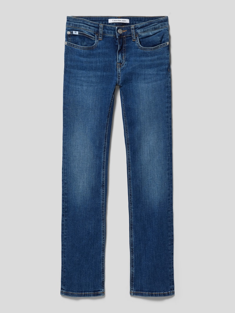 Flared Cut Jeans mit Label-Patch in dunkelblau