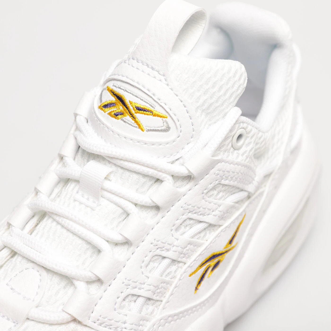 REEBOK SOLUTION MID Weiß