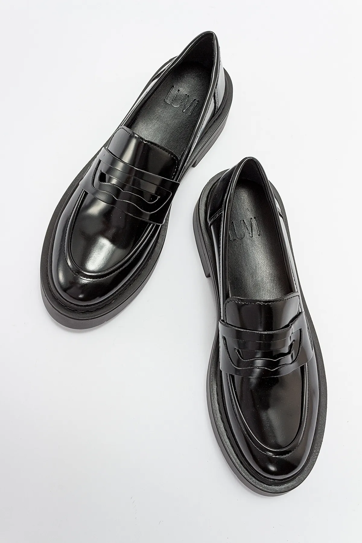 LuviShoes  NONTE Schwarzer Damen-Loafer mit Öffnung