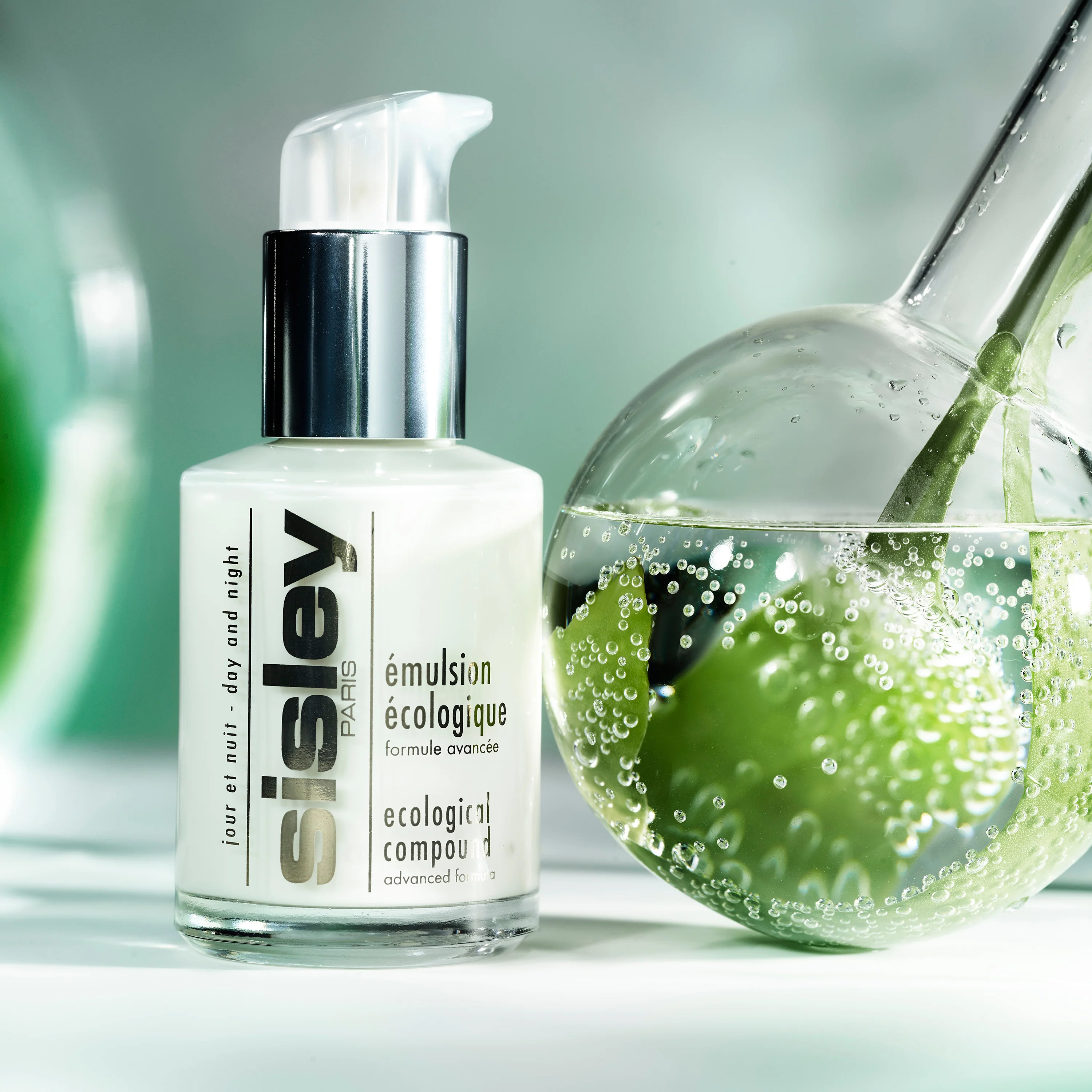 Facial Émulsion Écologique Formule Avancée - 24-satni tretman lica s globalnim učinkom, 24-satni hidratantni tretman lica