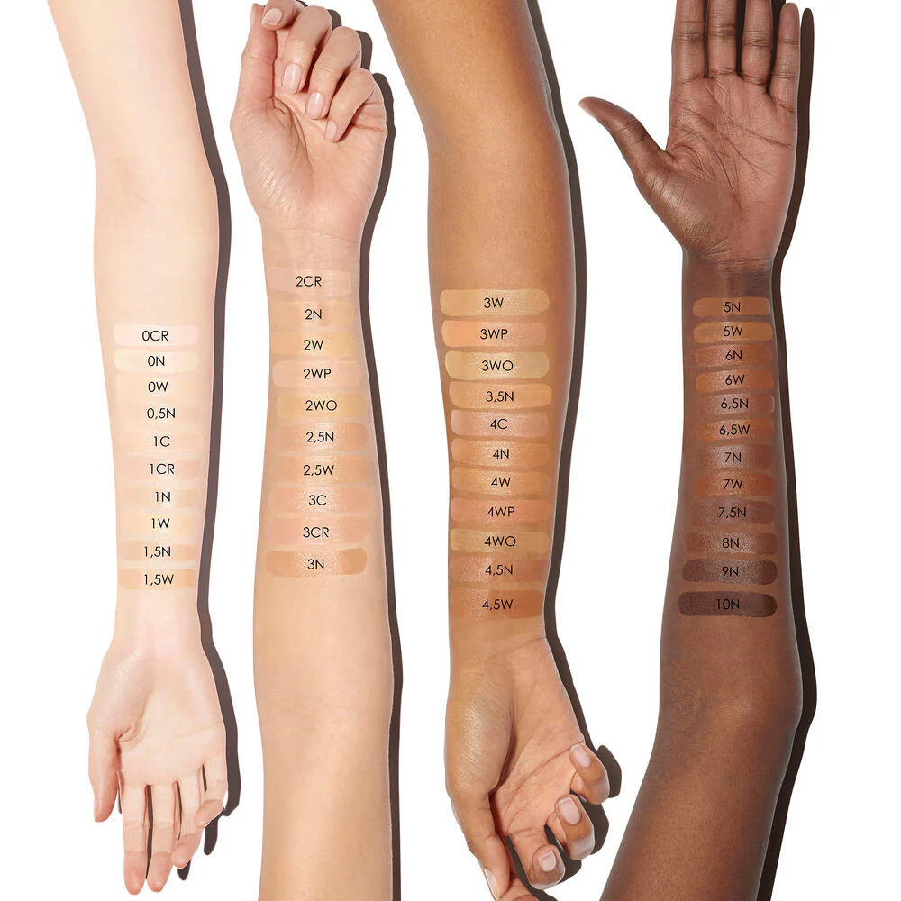 „Dior Backstage Face & Body Foundation“ – skystas makiažo pagrindas, kūno makiažas