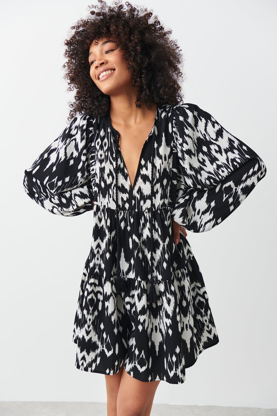Voluminous dress