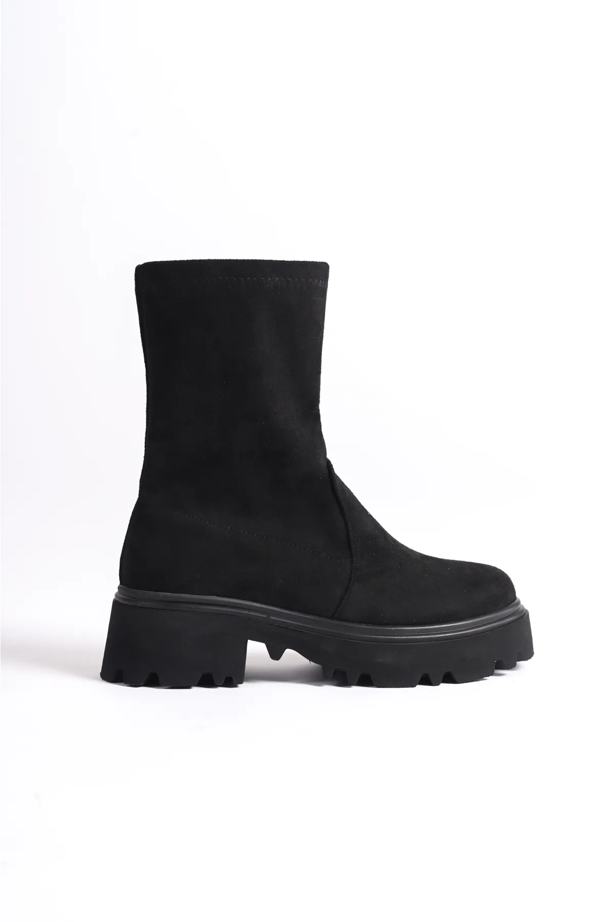Capone Outfitters  Damenstiefel mit runder Zehenpartie, Stretch und seitlichem Reißverschluss
