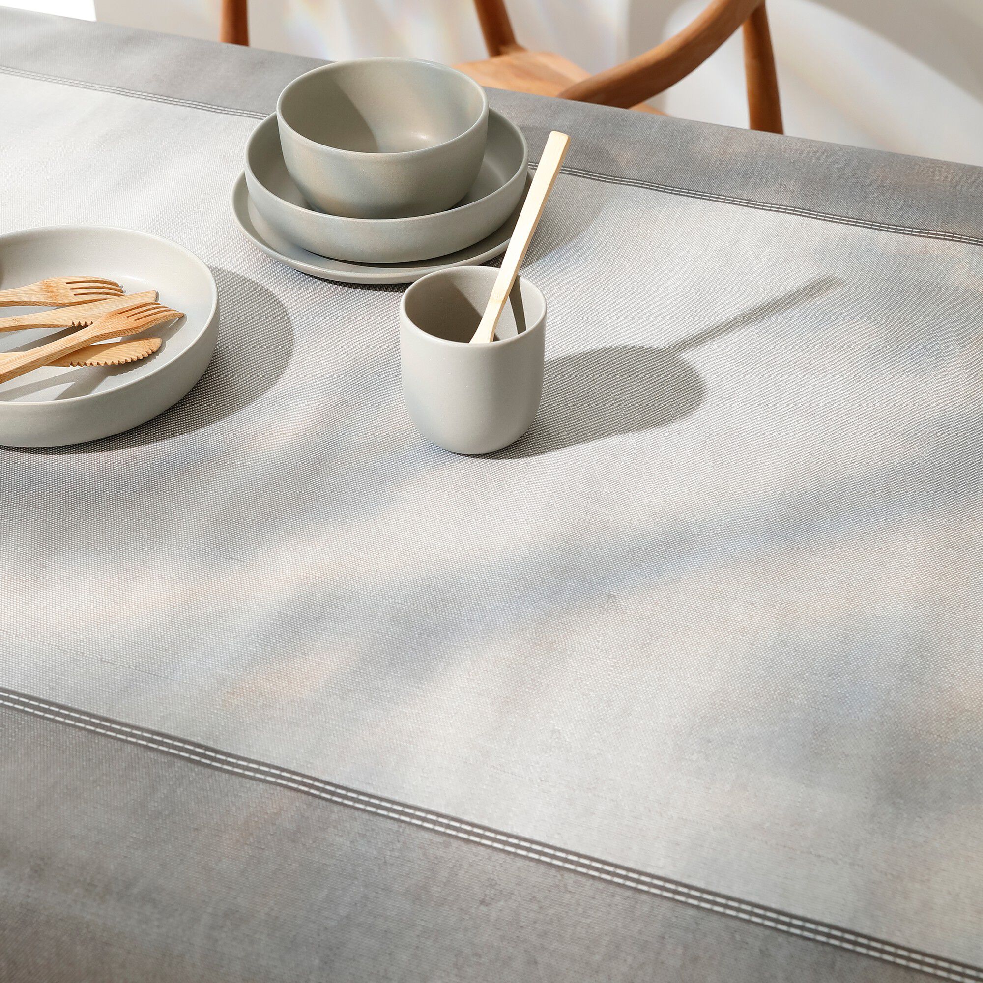 Nappe toile cirée imprimée faux-uni