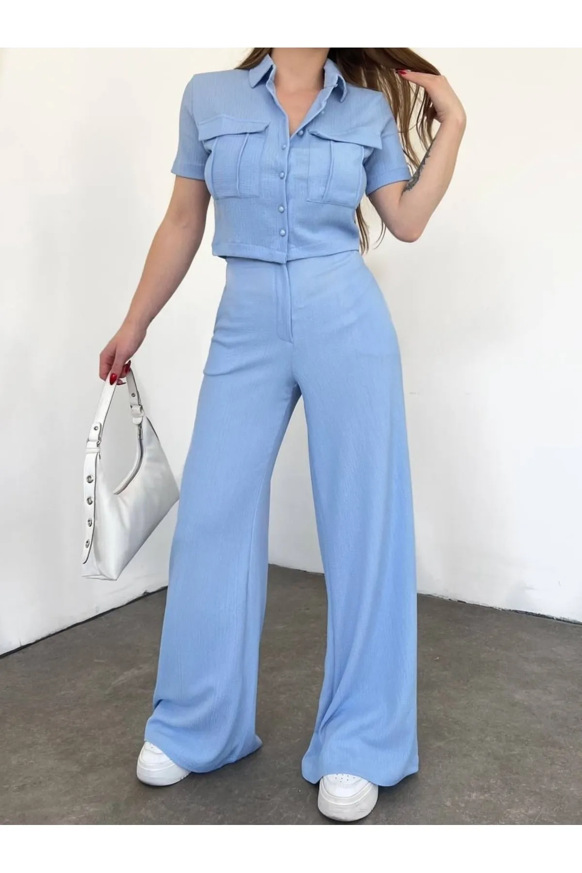 VOLT CLOTHİNG  Damen-Hosenanzug mit Knopfdetail und Kappe