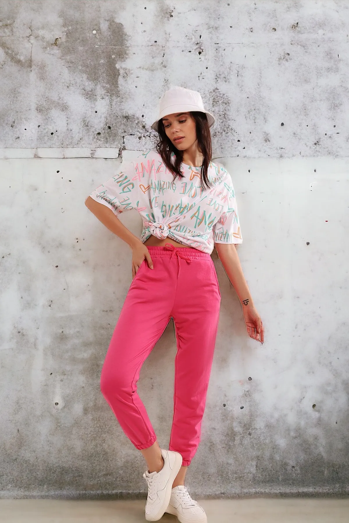 HAKKE  Damen-Jogginghose mit Taschen in Fuchsia