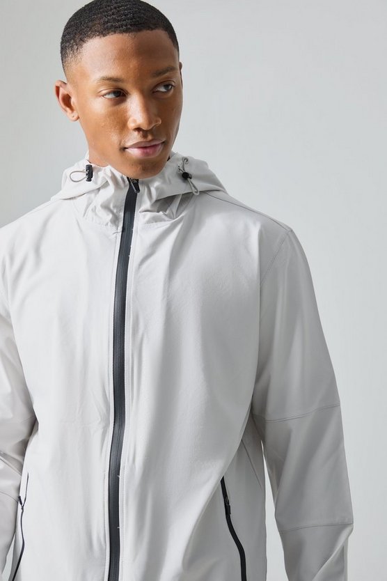 Man Active Windbreaker