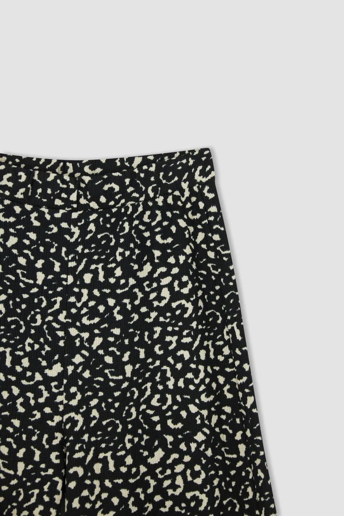 DeFacto  Gemusterte Caprihose