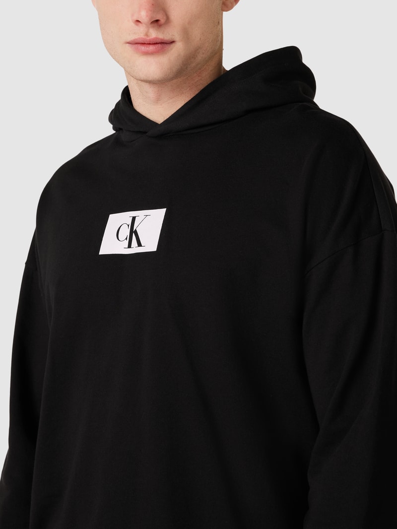 Hoodie mit Logo-Print in schwarz