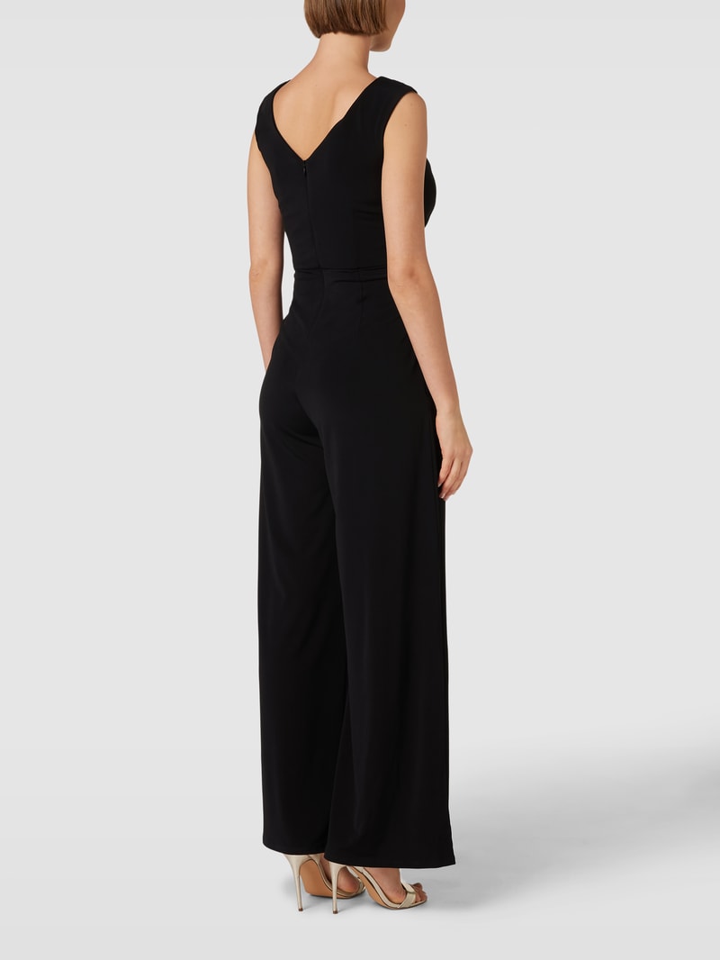 Jumpsuit mit U-Boot-Ausschnitt in schwarz