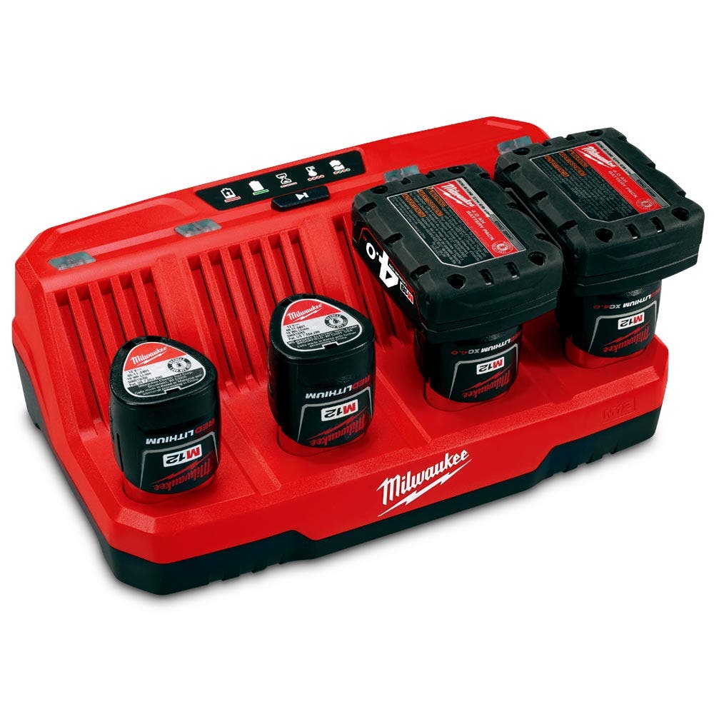 Carregador de bateria sequencial de 4 compartimentos Milwaukee 12V M12C4