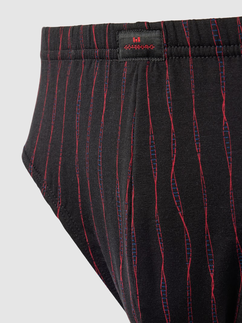 Slip mit Label-Patch Modell 'NATURE CLUB' in schwarz