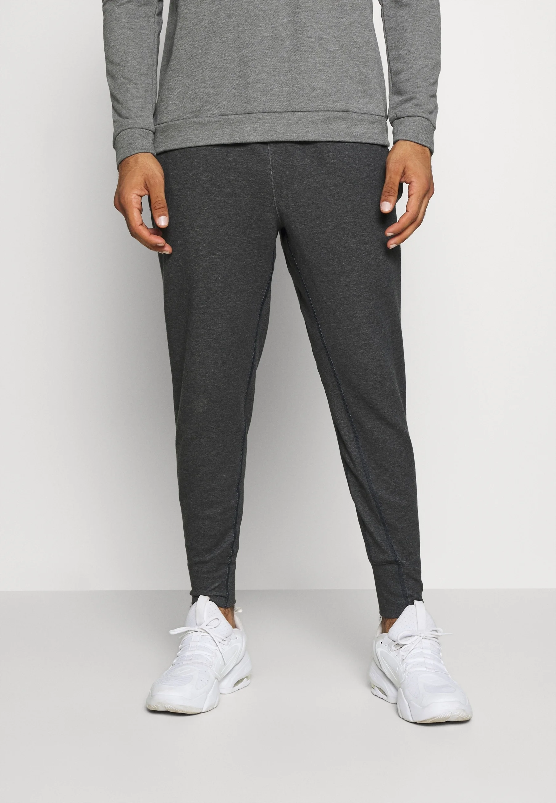 Pantalones deportivos Nike Performance