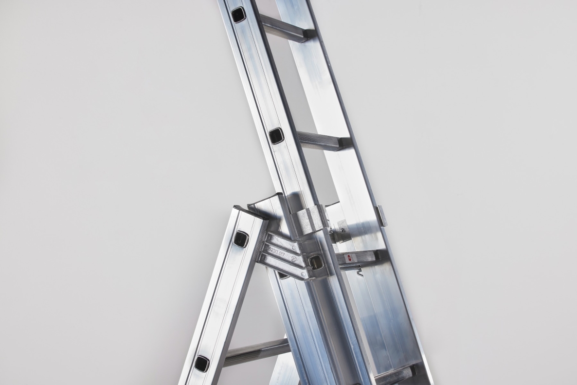 Scară extensibilă Altrex 515312 Kibo în 3 părți, 3 x 12 trepte