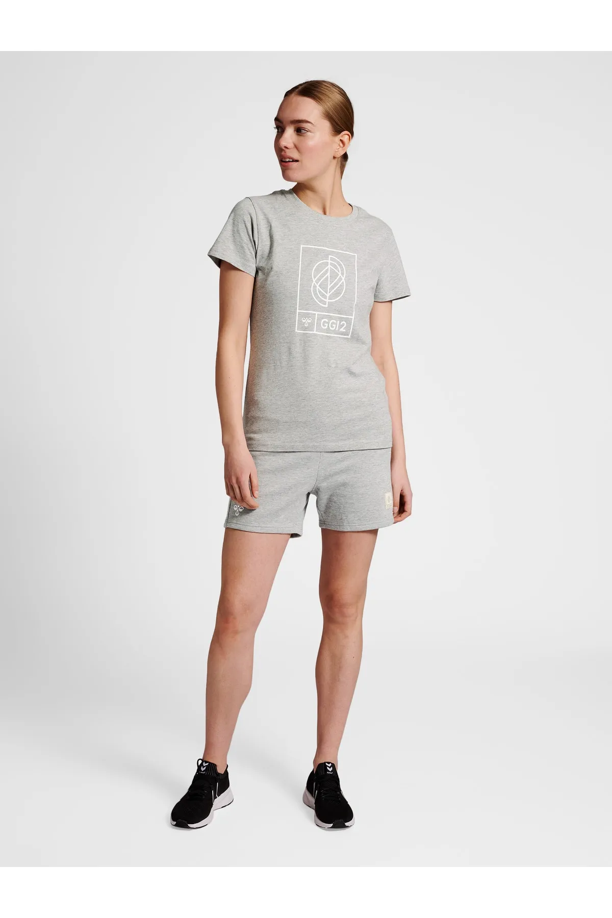 hummel  hmlGG12 SWEAT SHORTS WOMAN
