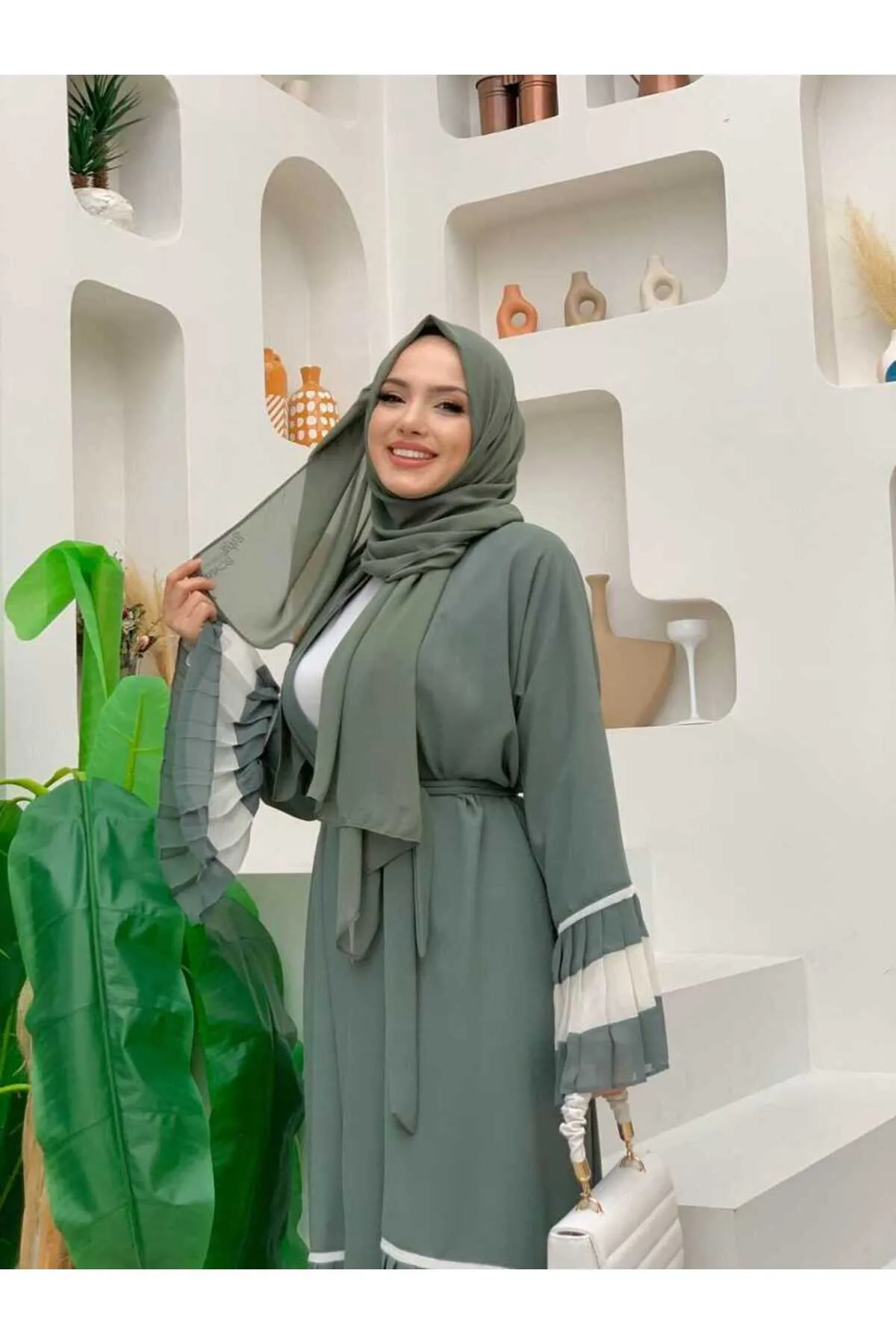 Bym Fashion  Ärmel und Rock, zweifarbig, Taillengürtel, plissierte Abaya 7454 Mint