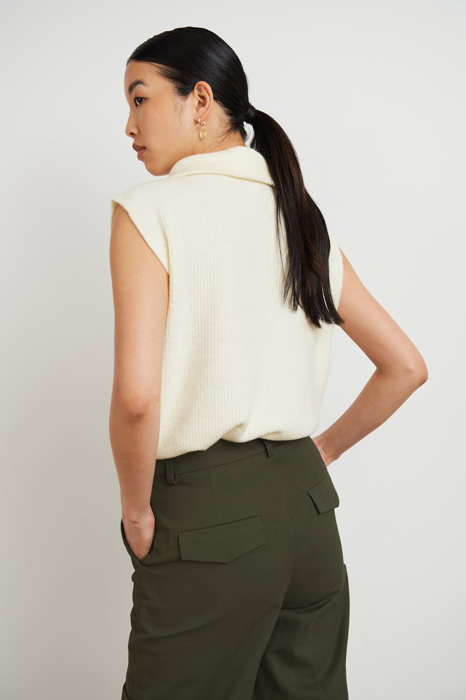 Lena knitted vest