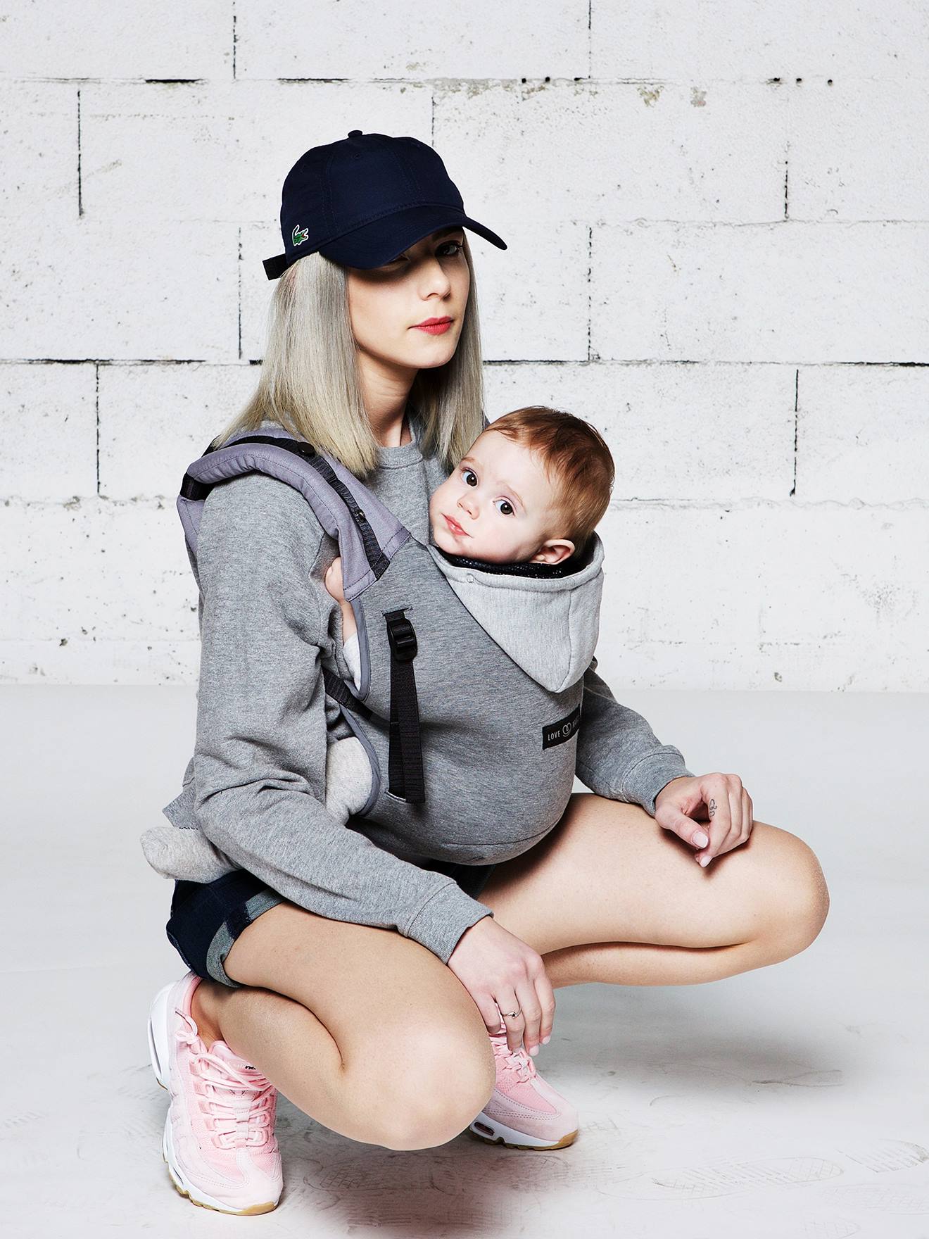 Pack HoodieCarrier + cale-tête et réhausseur LOVE RADIUS gris flanelle