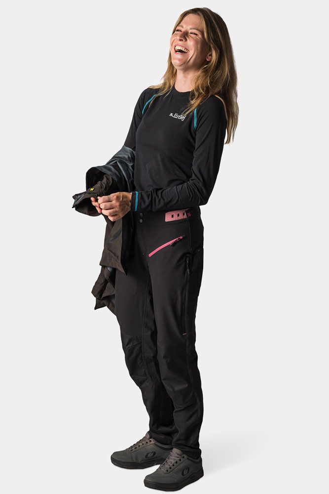 dirtlej Trailscout long flex black label - Damen MTB Hose kaufen | Bike-Discount