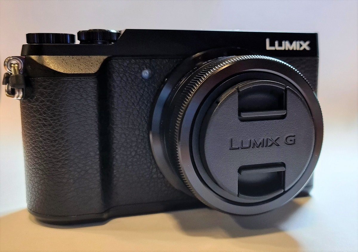 Panasonic Panasonic Lumix GX80 Kit+Tasche+16 GB SD Karte Kompaktkamera