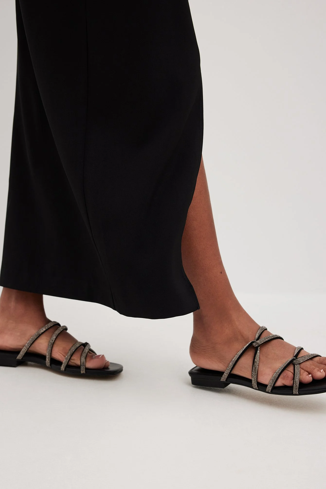 Flache Riemchensandalen