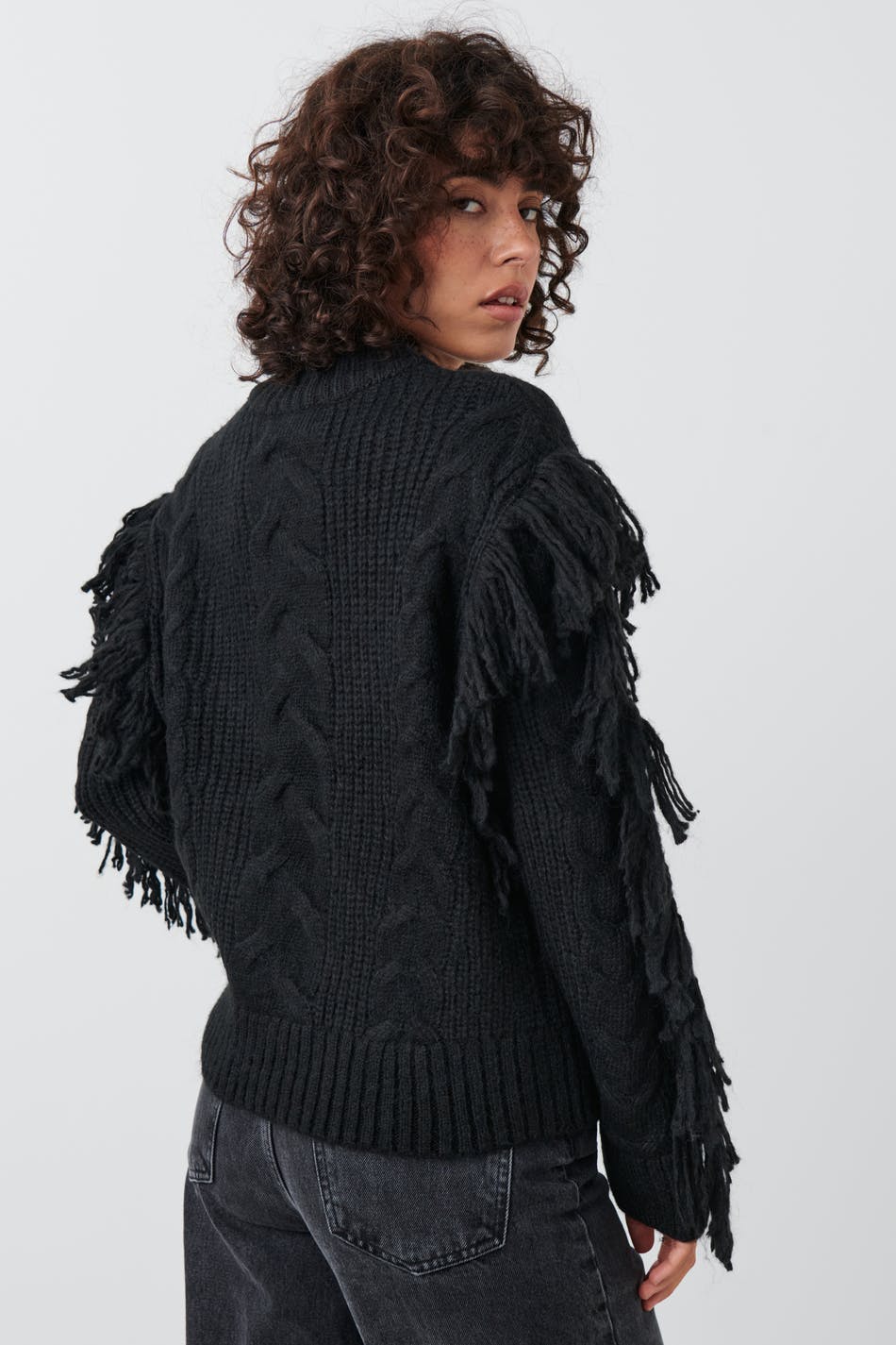 Knitted fringe sweater