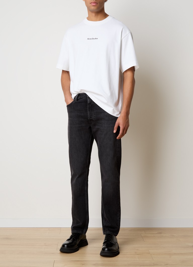 Blugi cu croială dreaptă de la Acne Studios, confecționați din bumbac organic spălat.