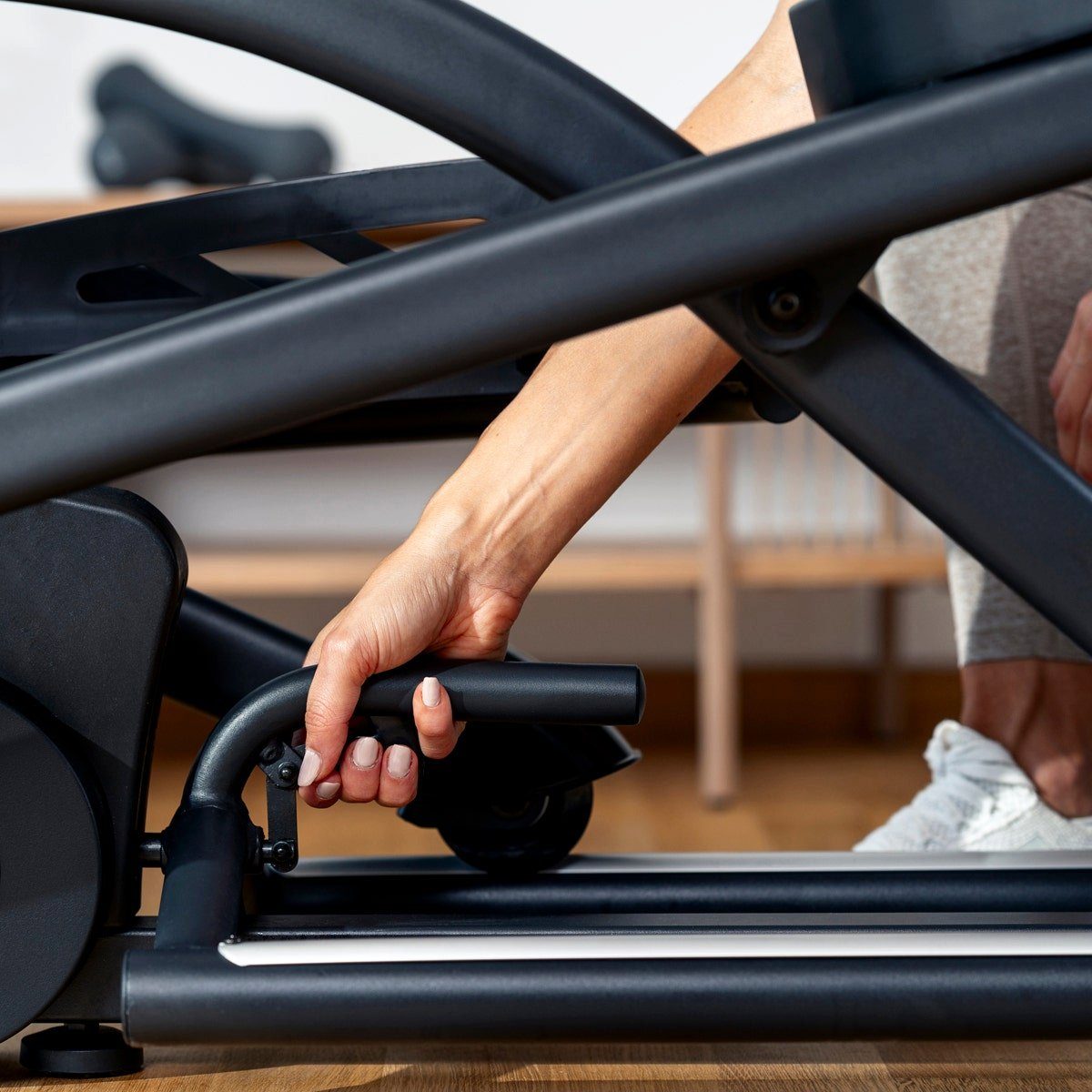 Hammer Crosstrainer SpeedMotion II, 3-fache Steigung, 24 Programme, Zwift & Kinomap