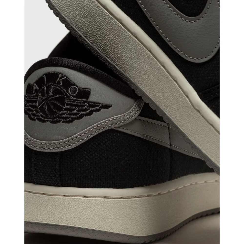 NIKE JORDAN 1 KO Low DX4981 002 / schwarz