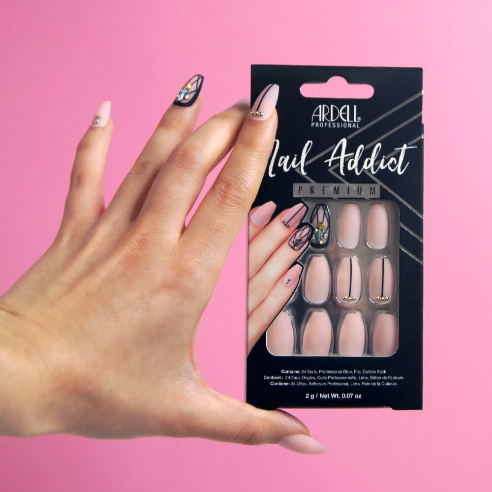 Ongles artificiels prêts à poser Ardell avec accessoires