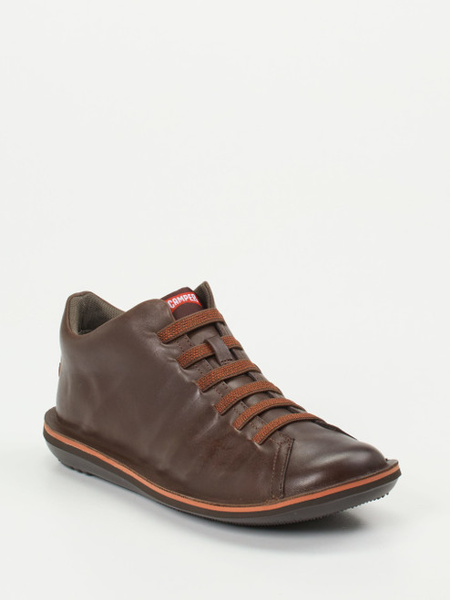 Boots-47112090561 Camper