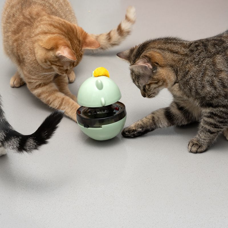 TIAKI Snack-Spielzeug Tumbler für Katzen zu TOP-Preisen | bitiba