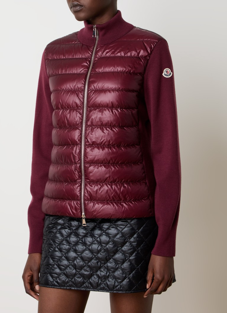 Vestă Moncler confecționată din lână virgină fină cu căptușeală în față și spate.