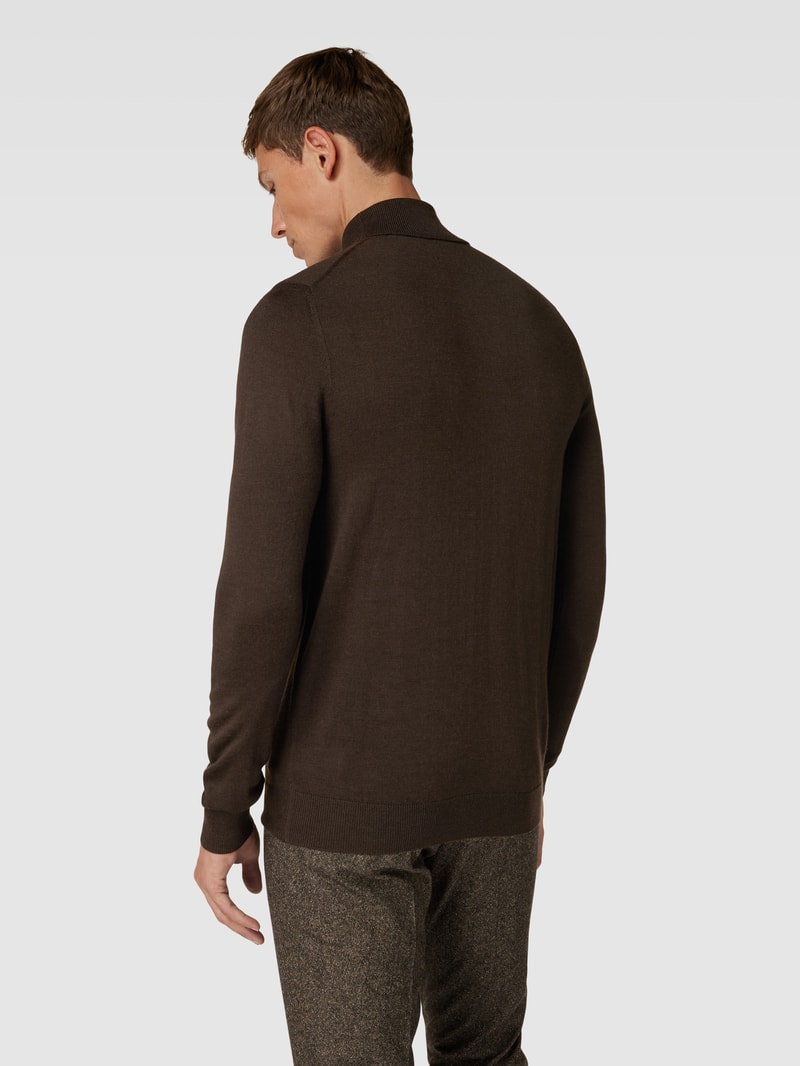 Pullover mit Stehkragen in dunkelbraun