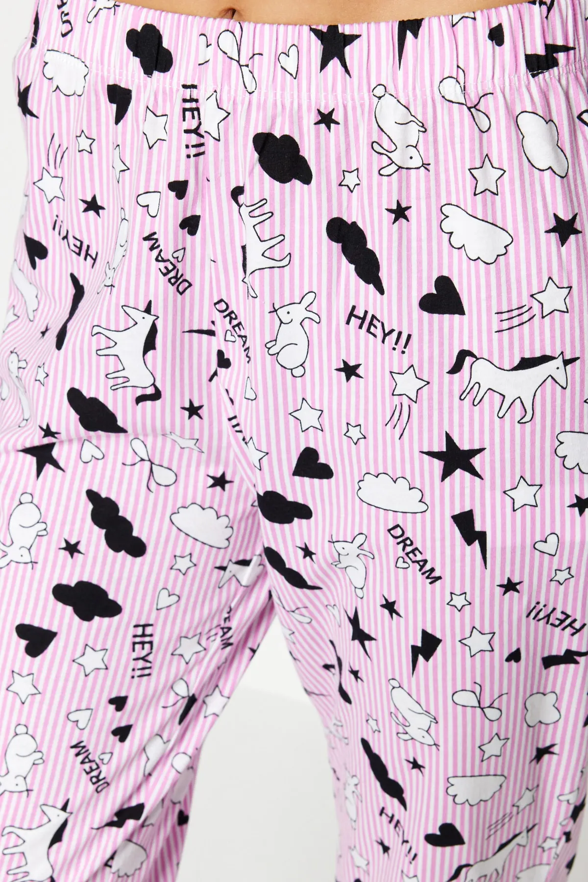 Trendyol Collection  Hellrosa Strick-Pyjama-Set aus 100 % Baumwolle mit Paspeln und grafischem Muster aus Hemd und Hose THMSS19IP0037